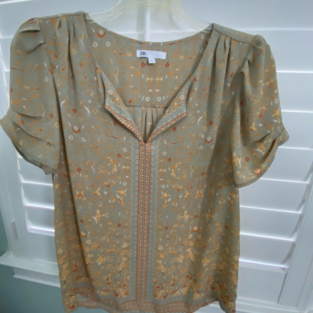 DR2 Women's Beige and Orange Floral Blouse